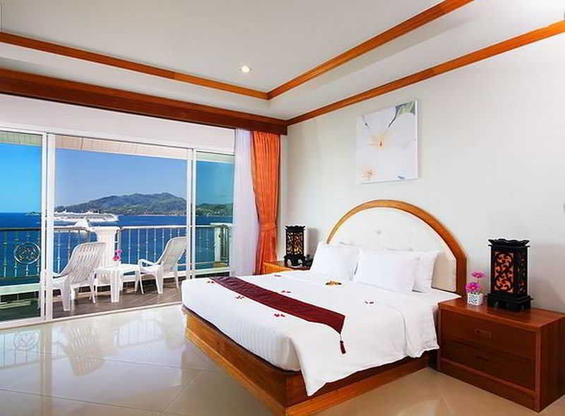 Blue Beach Club & Resort Patong Exteriör bild